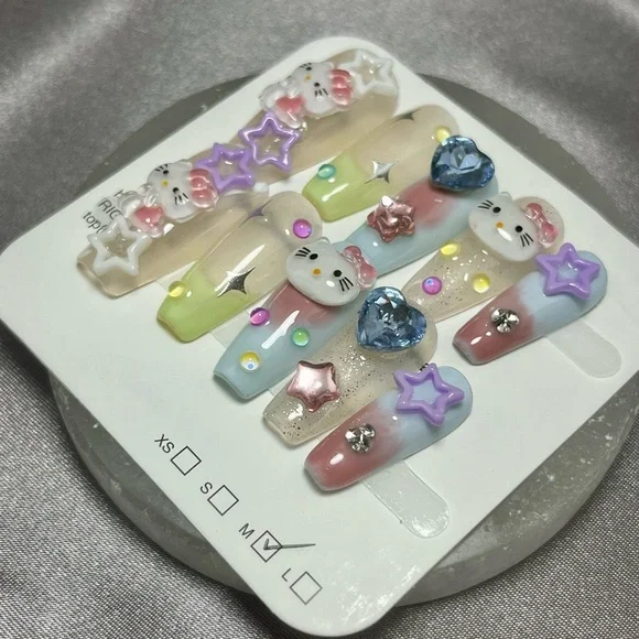 Cute Hello Kitty Press On Nail Art 10 pc 3D Charms handmade reusable, medium NWT - Picture 3 of 9